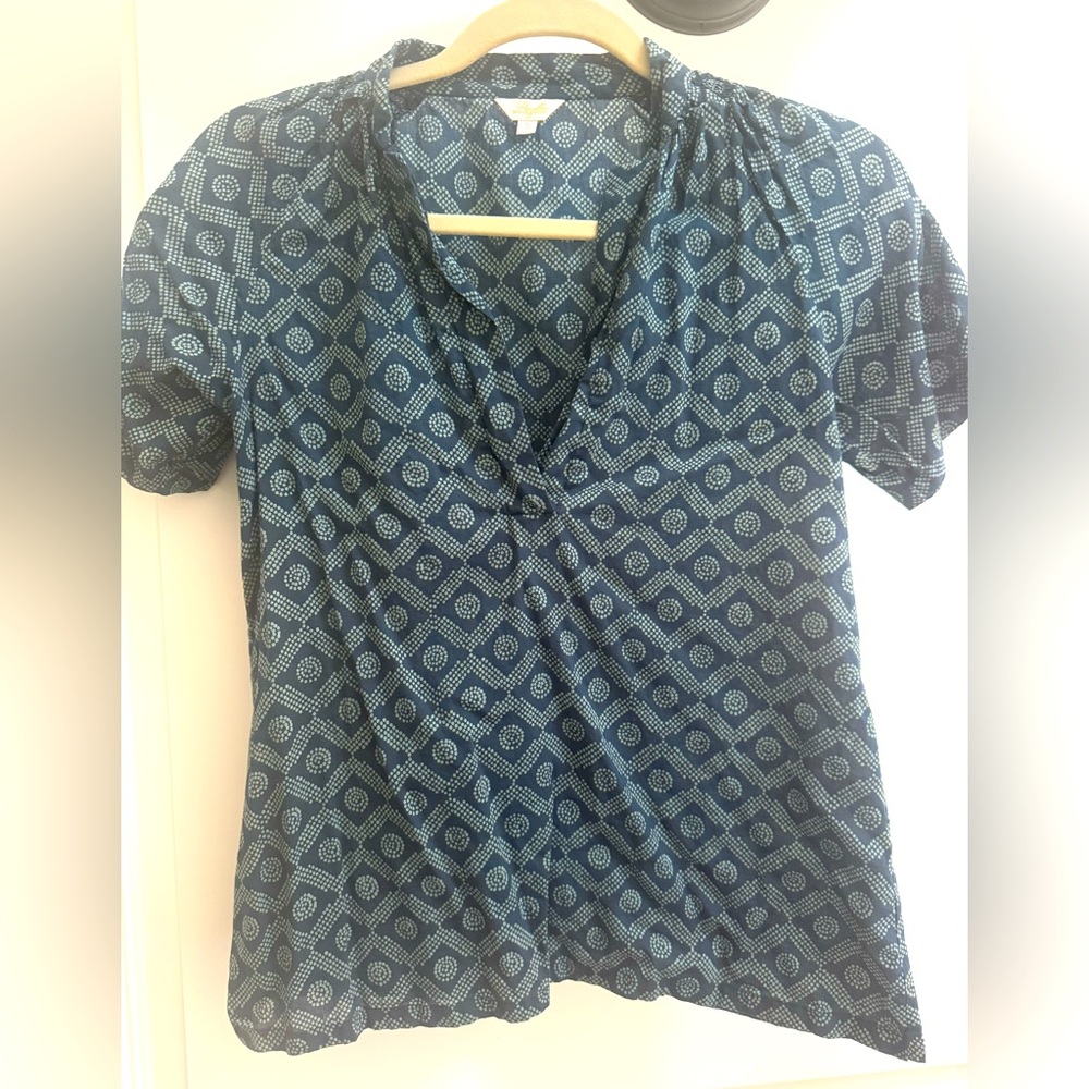 Layla Saja.Women's Top